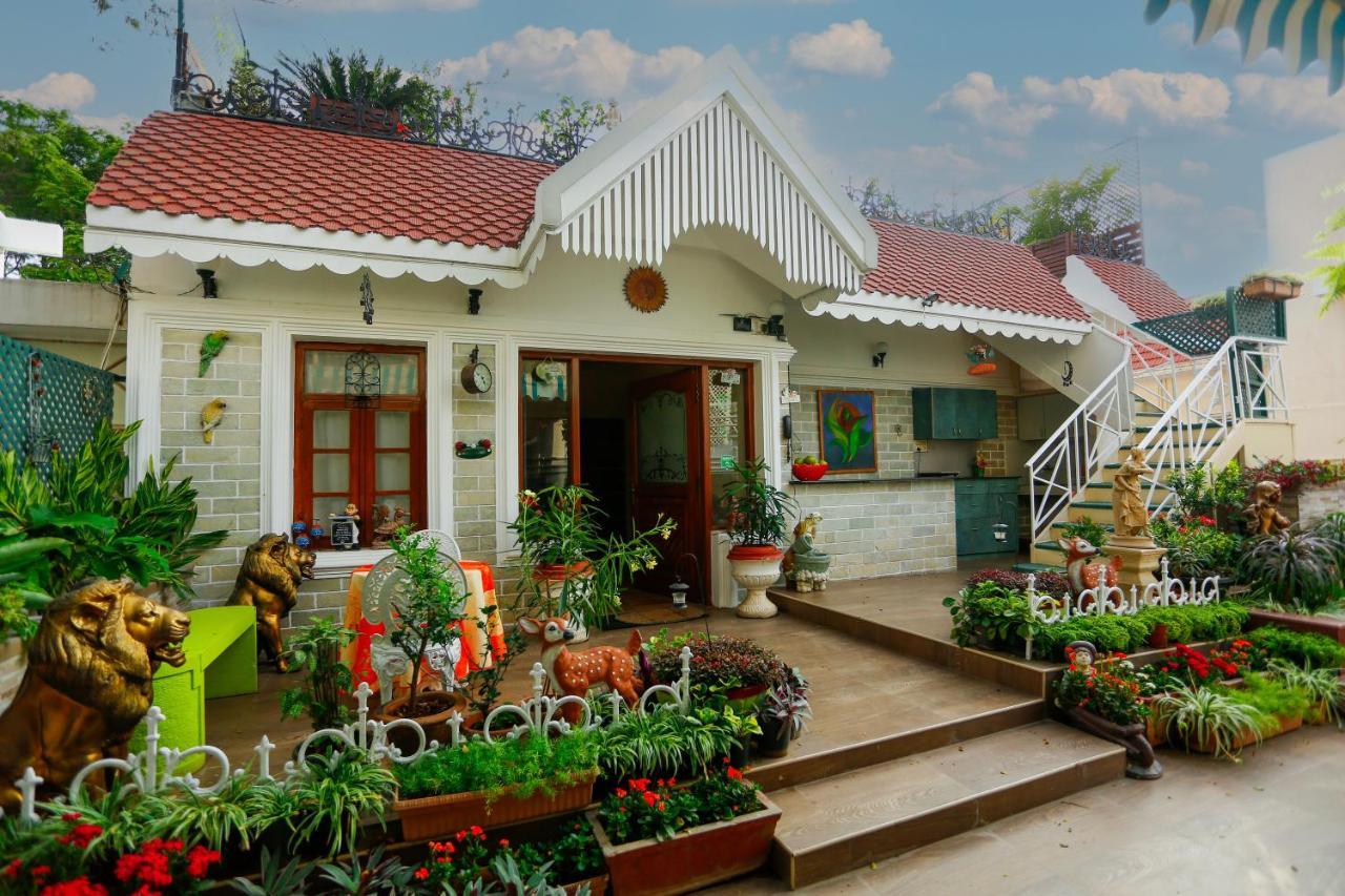 Terrace Gardens Panzió Bengaluru Kültér fotó